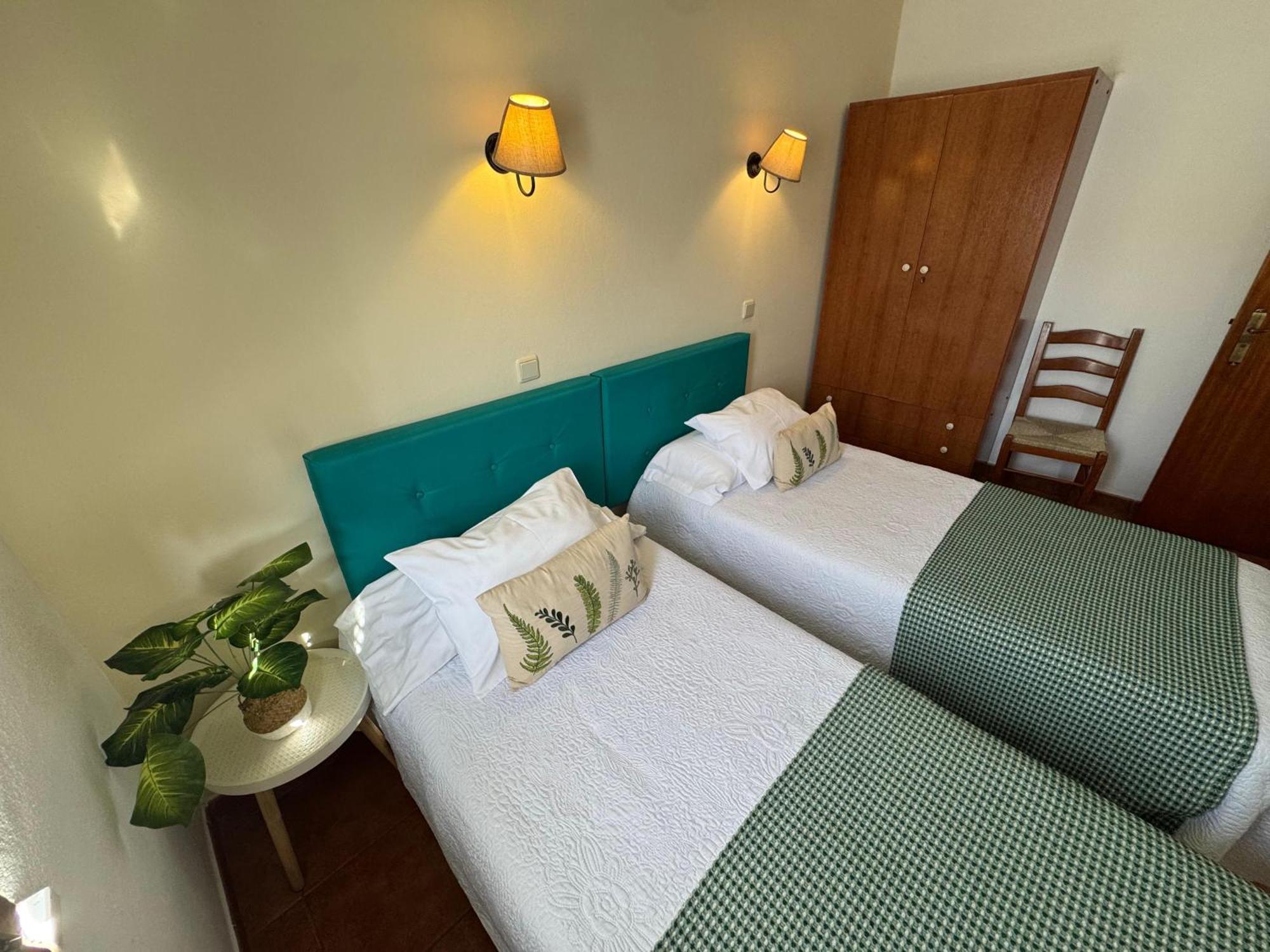 Quartos Abelha Porto Covo Exteriör bild