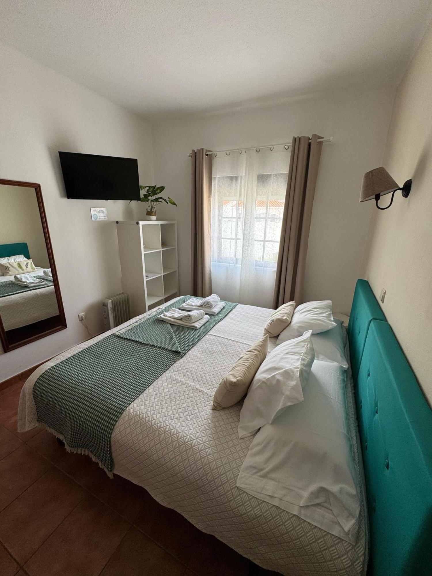 Quartos Abelha Porto Covo Exteriör bild